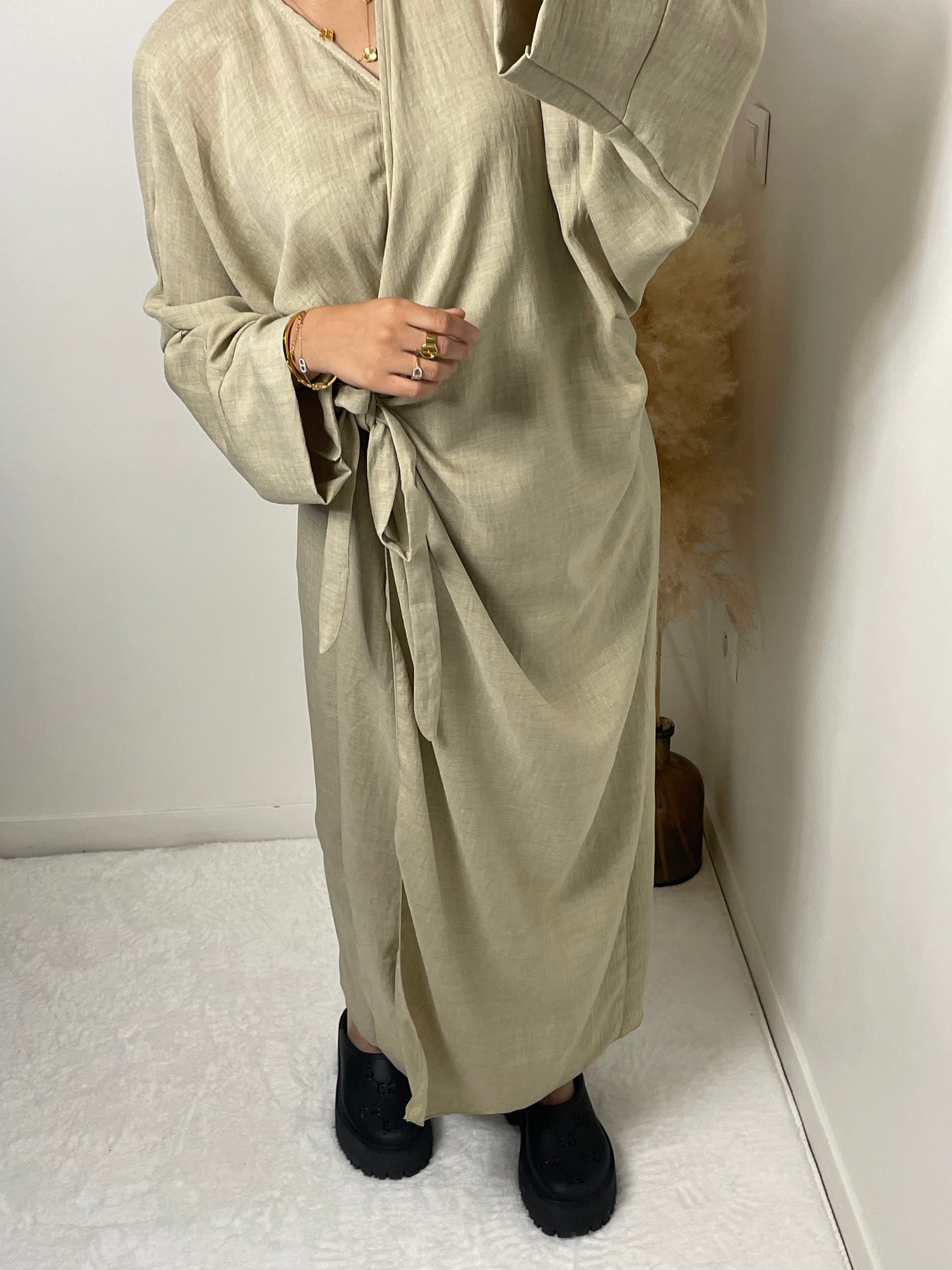 KIMONOS